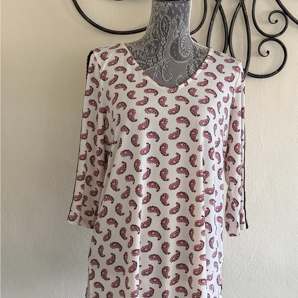 New Directions Paisley Blouse - White and Red